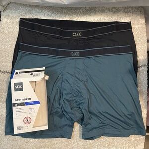 SAXX Men's New in box DAYTRIPPER Boxer Briefs 2-Pack - Black and Teal